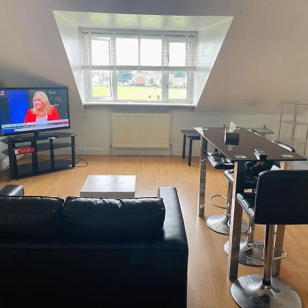 1 Bed Flat At Drum Street Эдинбург Экстерьер фото