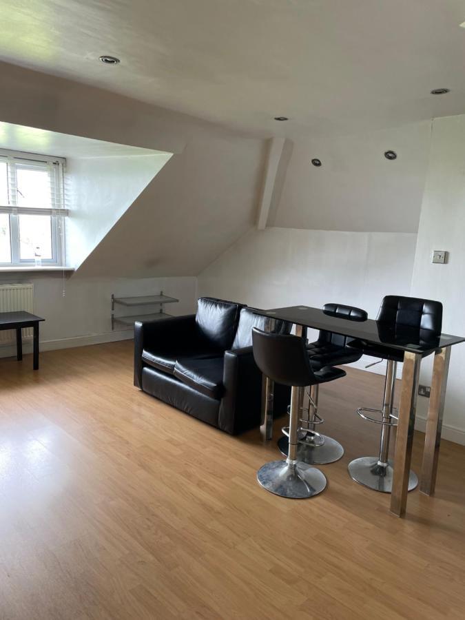 1 Bed Flat At Drum Street Эдинбург Экстерьер фото